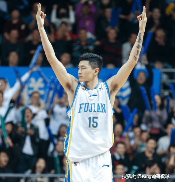 爱游戏直播-里程碑夜多伦多猛龙绝杀压哨，欧超杯窗口期刷纪录，质疑声仍在，阵容厚度经受考验-爱游戏直播